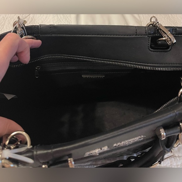 Steve Madden Black Quilted Tote with Silver Chain Straps - Picture 4 of 5